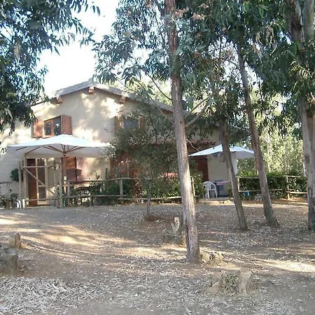 Casa Vacanze La Sainella Aparthotel 3*